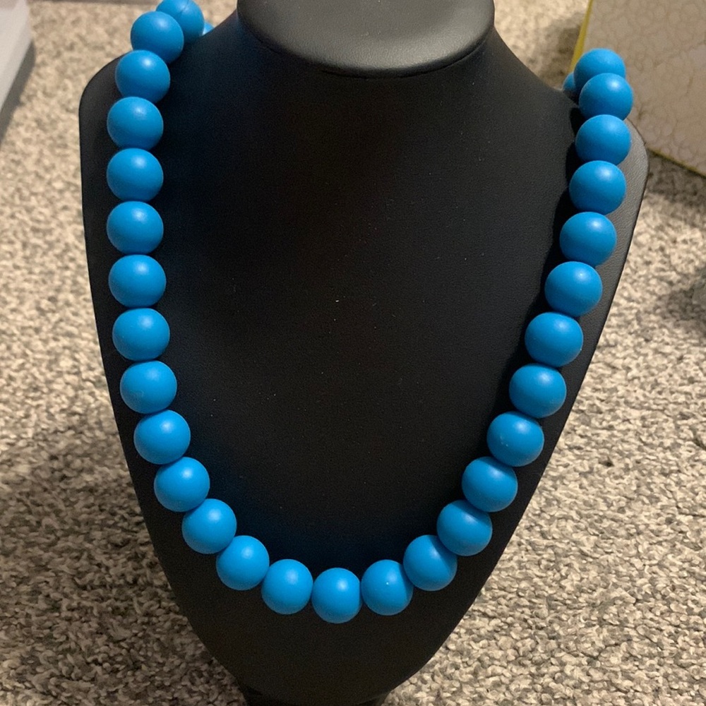 Long chew beads